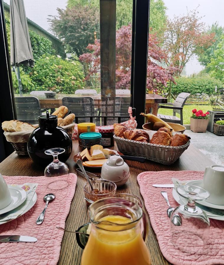 Entre Monts Et Collines B&B Et Spa En Option Ngoại thất bức ảnh