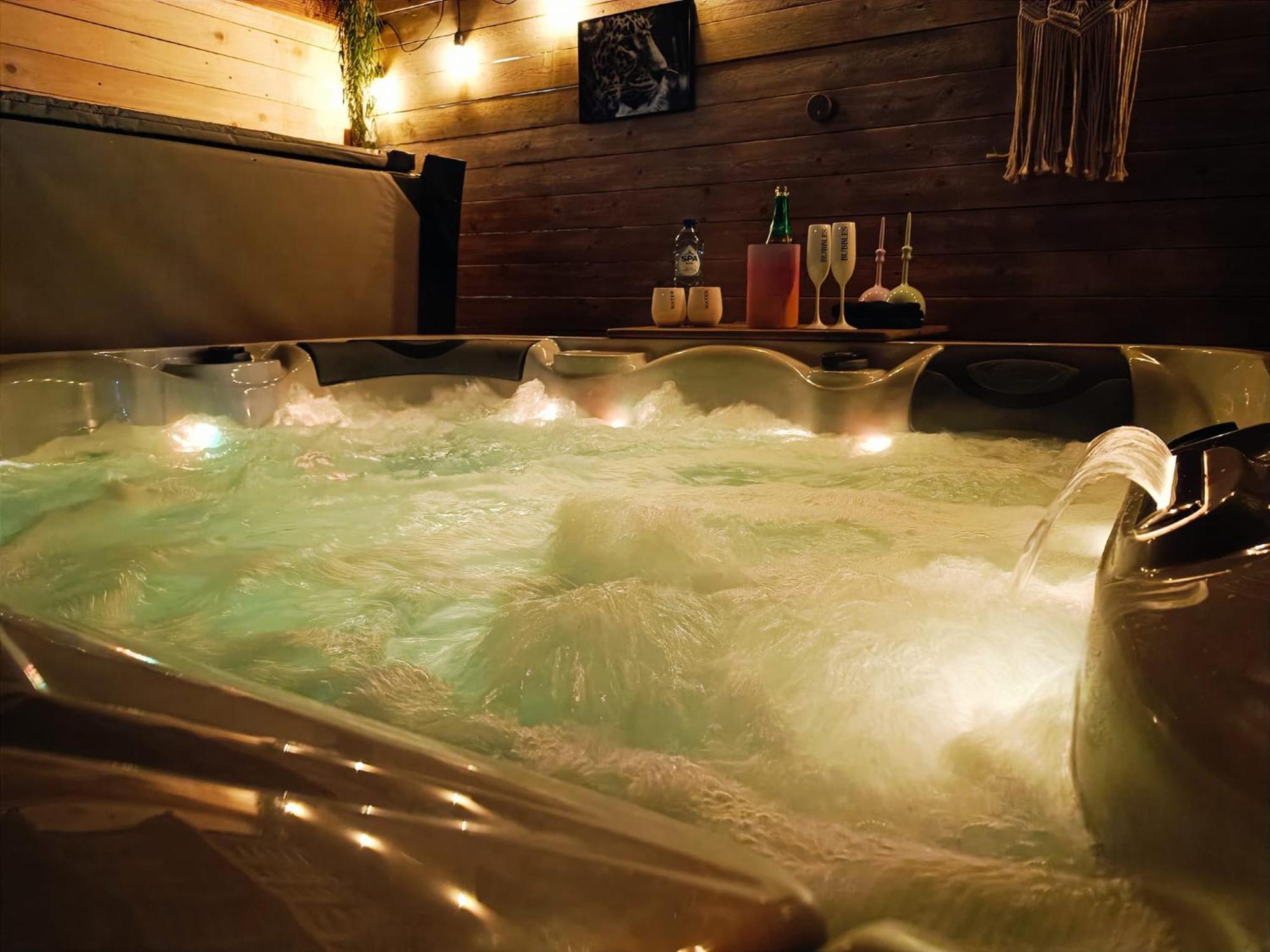 Entre Monts Et Collines B&B Et Spa En Option Ngoại thất bức ảnh
