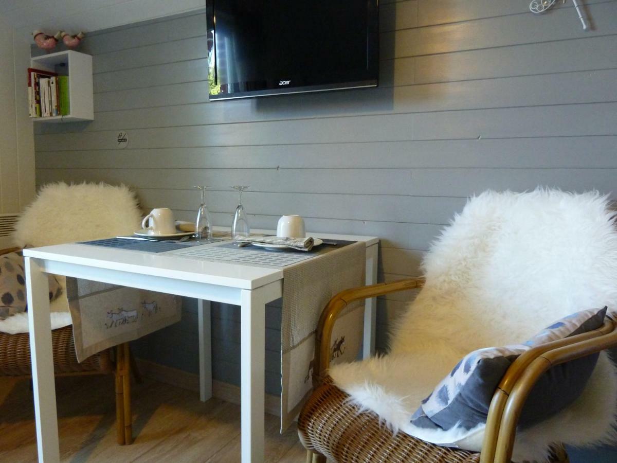 Entre Monts Et Collines B&B Et Spa En Option Ngoại thất bức ảnh