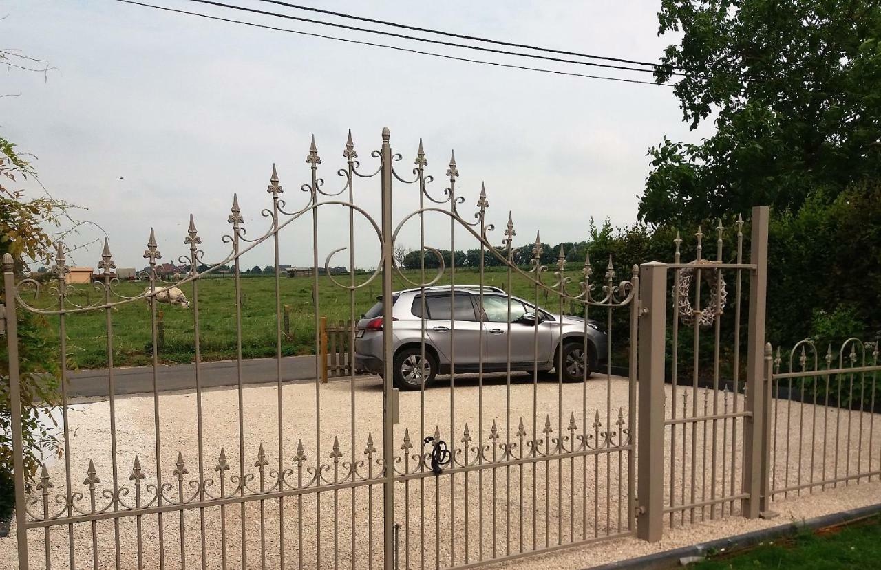 Entre Monts Et Collines B&B Et Spa En Option Ngoại thất bức ảnh